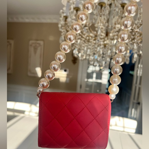 💯 Authentic extra rare Coral Chanel wallet with a custom made pearl chain - Picture 12 of 12